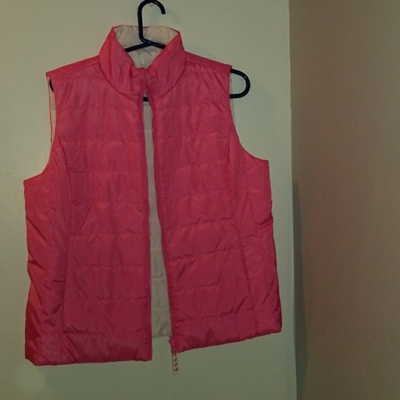 Vest - Picture 1 of 5